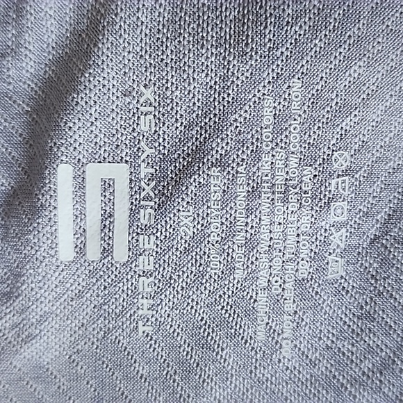 THREE SIXTY SIX WOMAN'S TOP - Picture 8 of 8